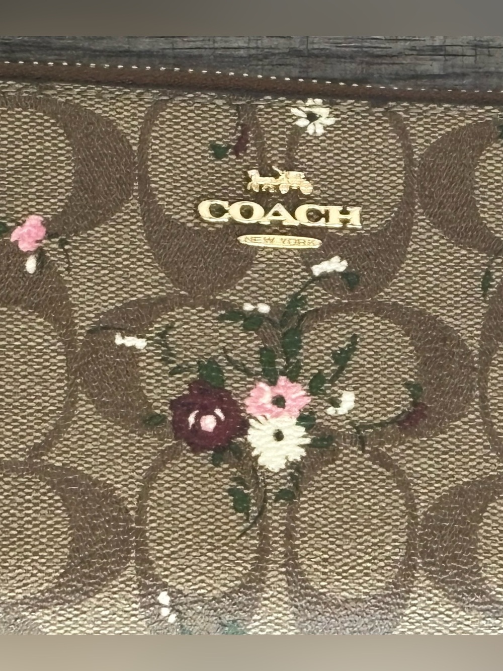 EUC Coach Long Zip Around Wallet in Signature Canvas with Evergreen Floral - Picture 9 of 12